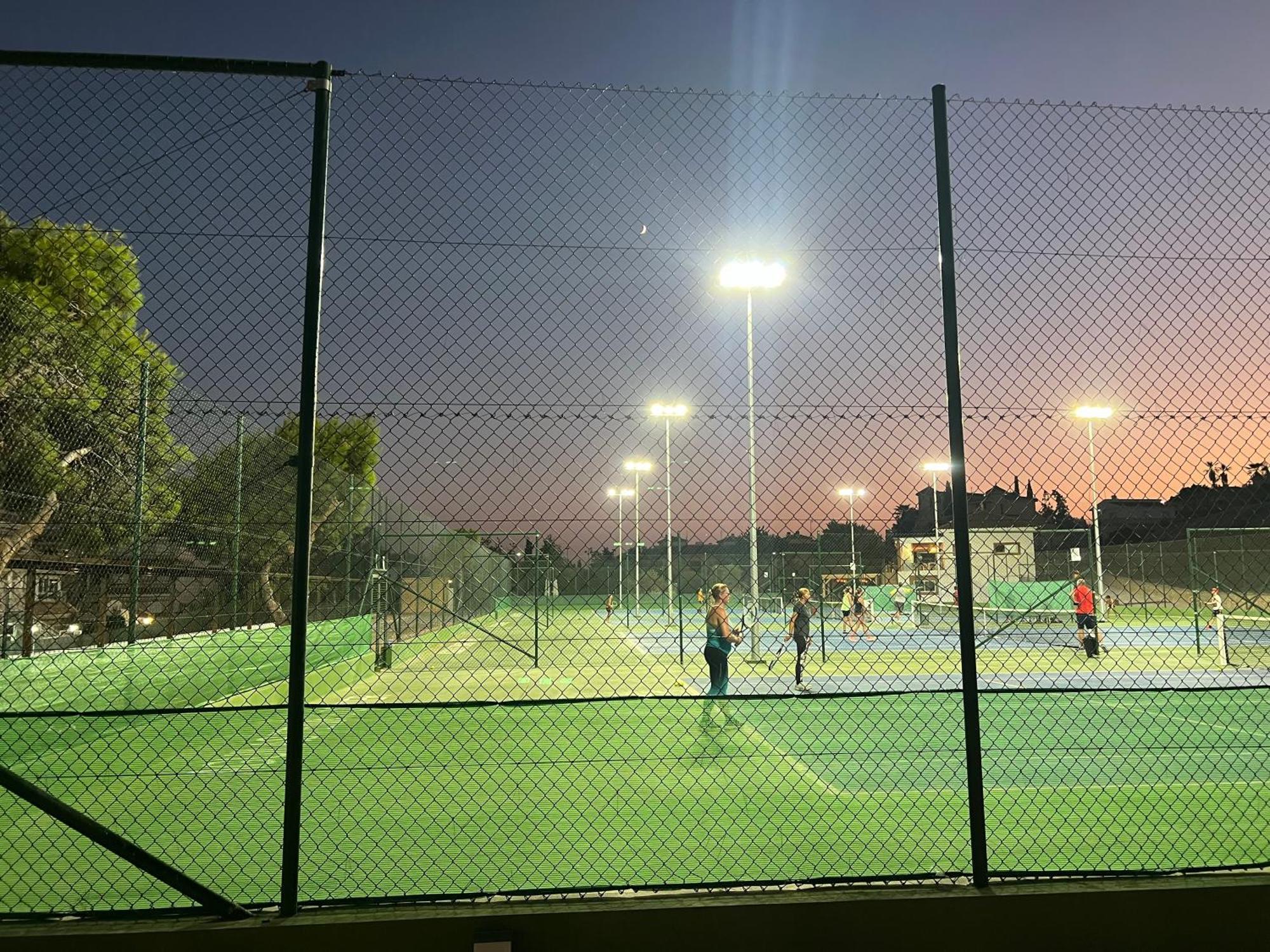 Piso Con Ac, Piscina Y Pista De Padel Y Tenis En Águilas Esterno foto